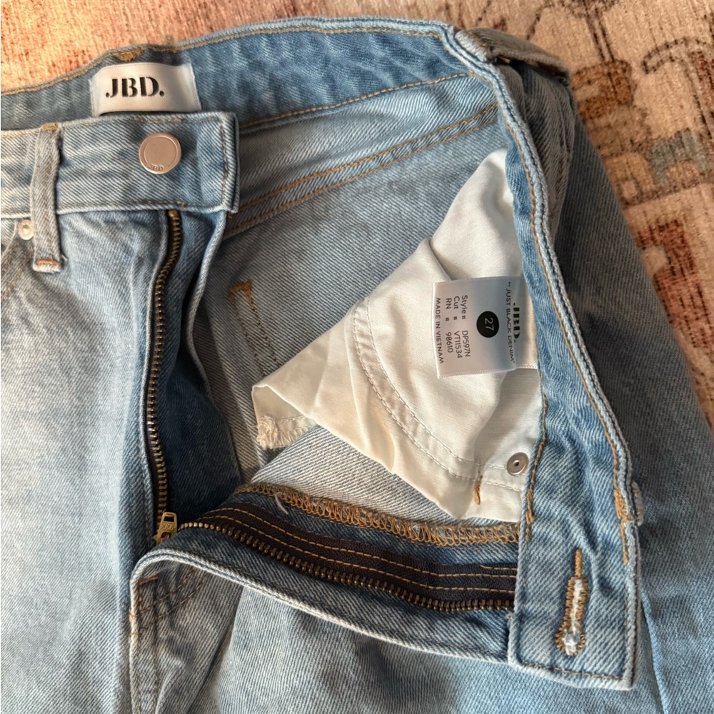 Like New JBD Skilled Sweetie Wide-Leg Light Wash Jeans Size 27 - Picture 6 of 7
